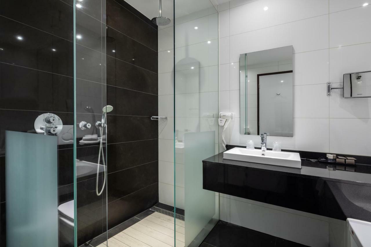 Hotel Duiven Bij Arnhem A12 Bagian luar foto